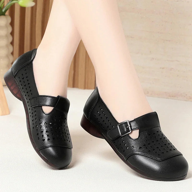 Breathable Flats for Women with Casual Elegance