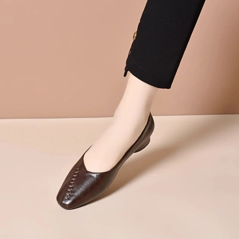 Women’s Chunky Heel Leather Flats Vintage Design 5