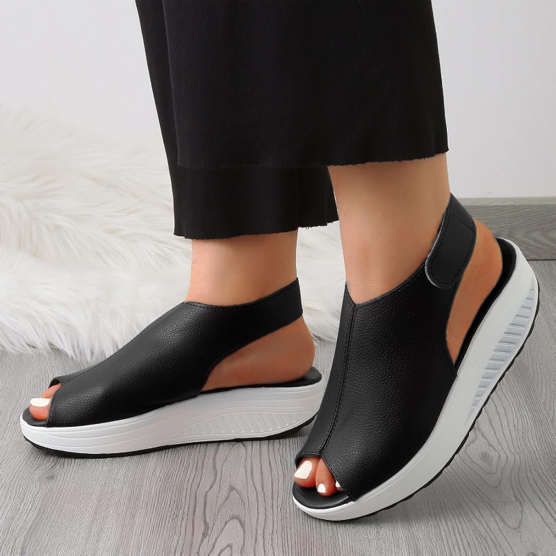 Soft Women&#39;s Walking Sandals