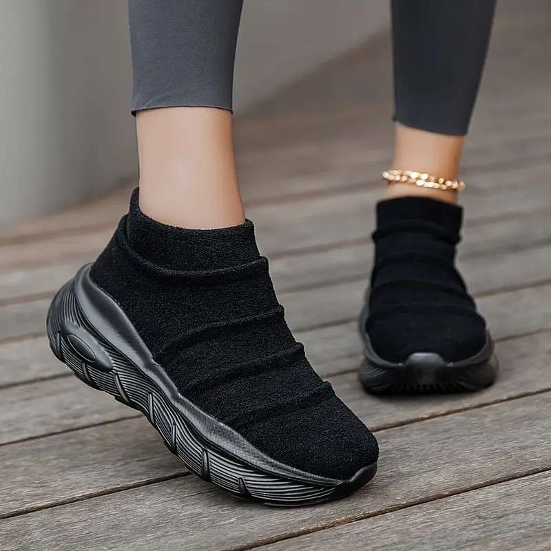 Cozy Fleece Comfort Sneakers with Arch Support and Wide Toe Space