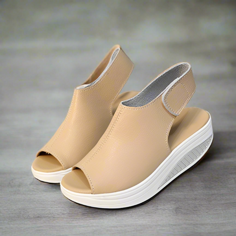 Soft Women&#39;s Walking Sandals