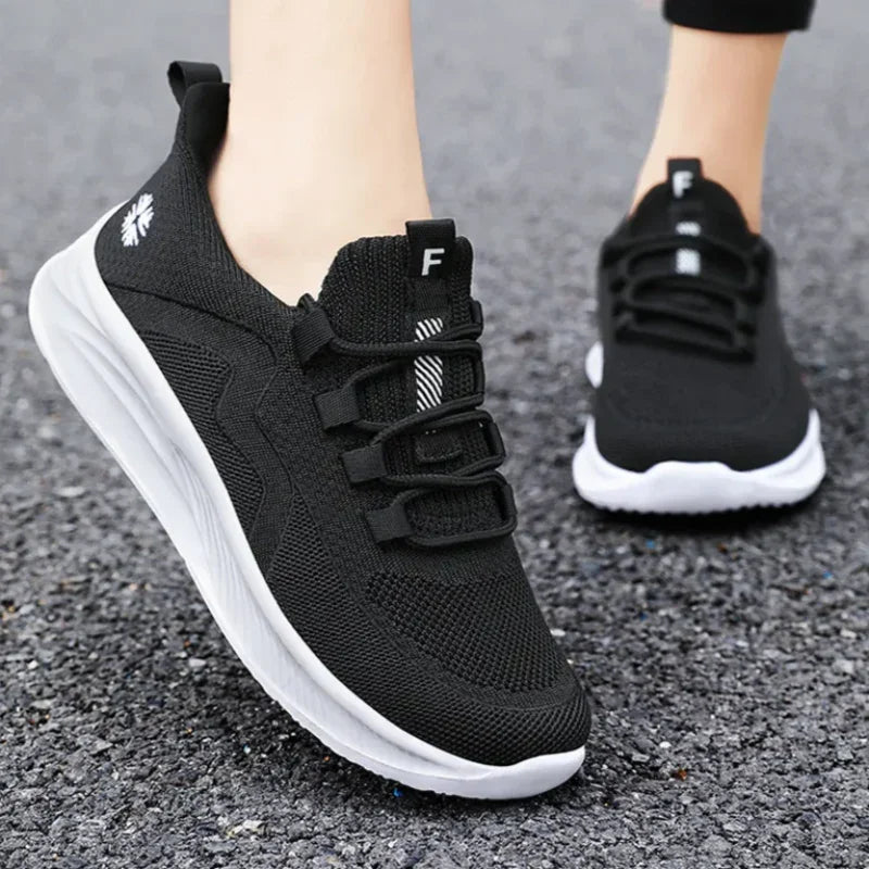 Soft Cushion Sports Shoes for Active Feet