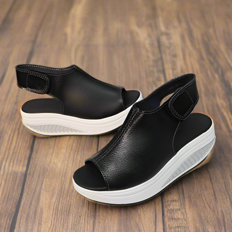 Soft Women&#39;s Walking Sandals