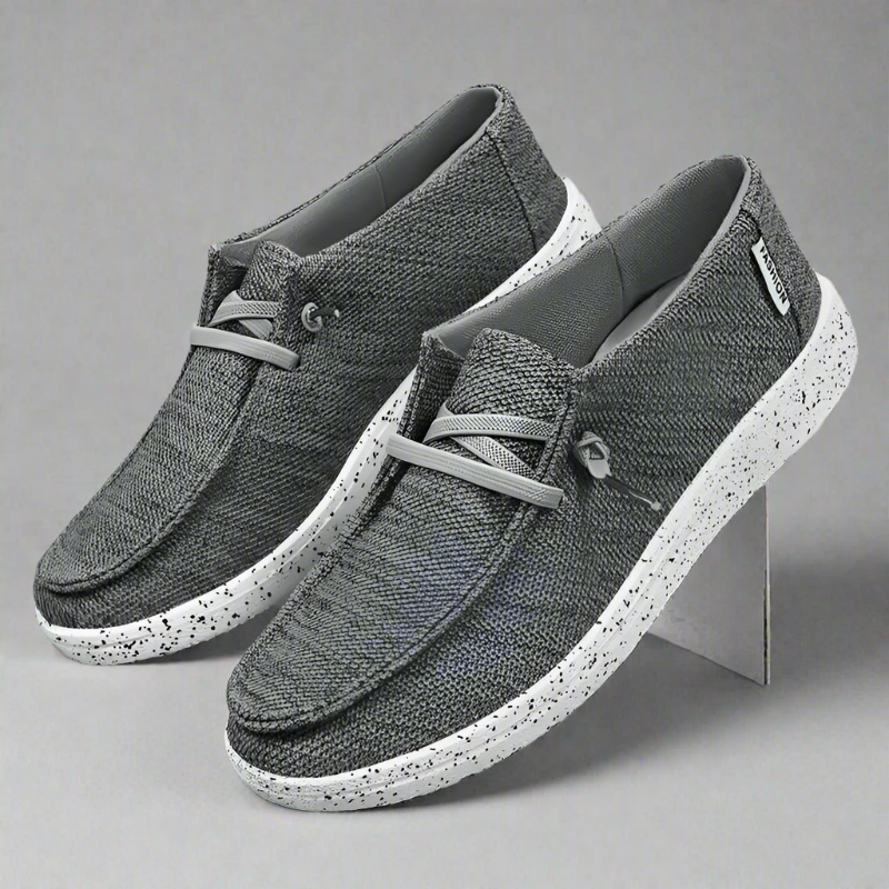 Lightweight Canvas Sneakers for Relaxed Comfort