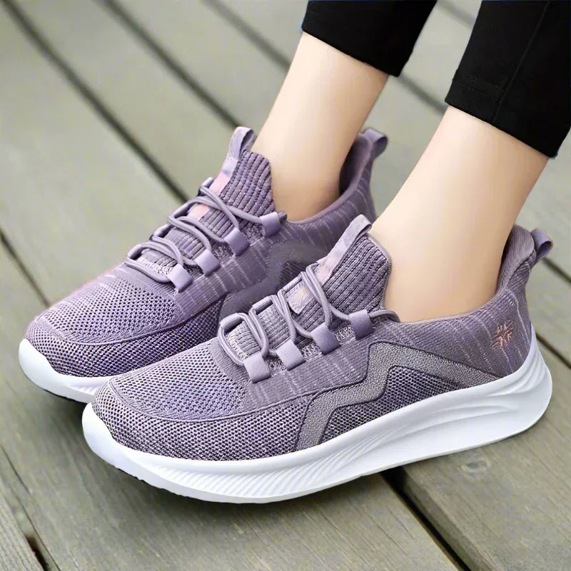 Soft Cushion Sports Shoes for Active Feet