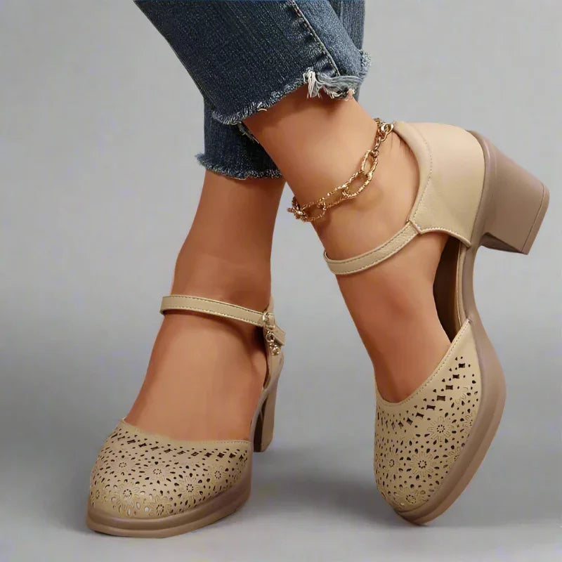 Retro Mid Heels with Arch Support & Floral Cutouts