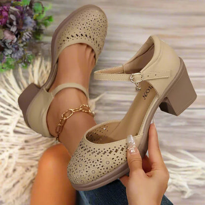 Retro Mid Heels with Arch Support & Floral Cutouts
