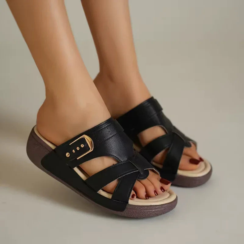 Chic Comfort Slide Sandals with Trendy Design for Effortless Style