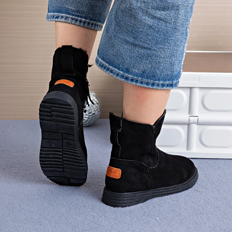 Fashionable Non-Slip Short Boots for Women