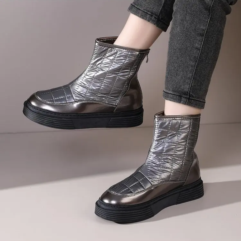 Stylish Waterproof Comfort Boots for Cold Weather