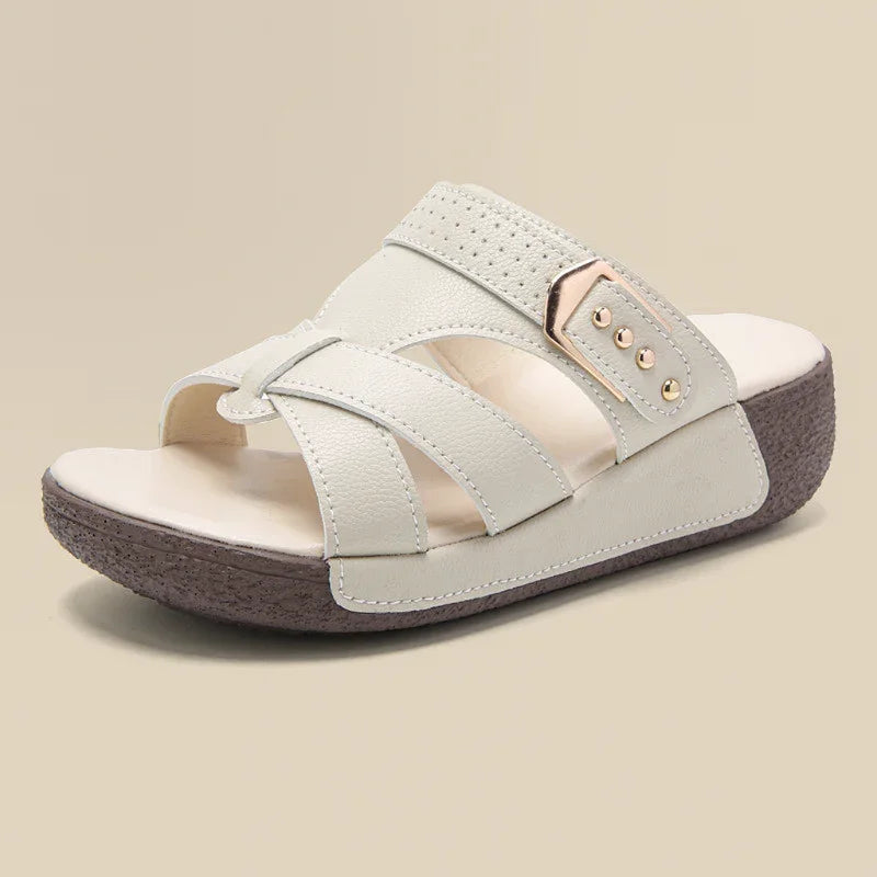 Chic Comfort Slide Sandals with Trendy Design for Effortless Style
