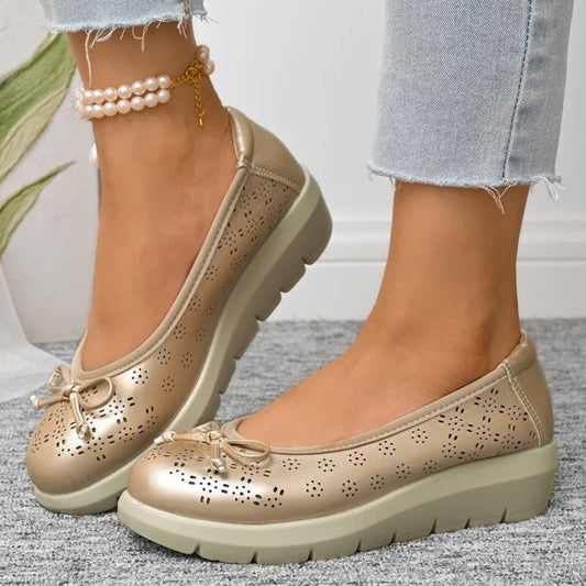 Hollow Out Orthopedic Bow Flats