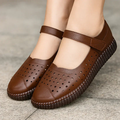 Comfortable Work-to-Casual Leather Sandals