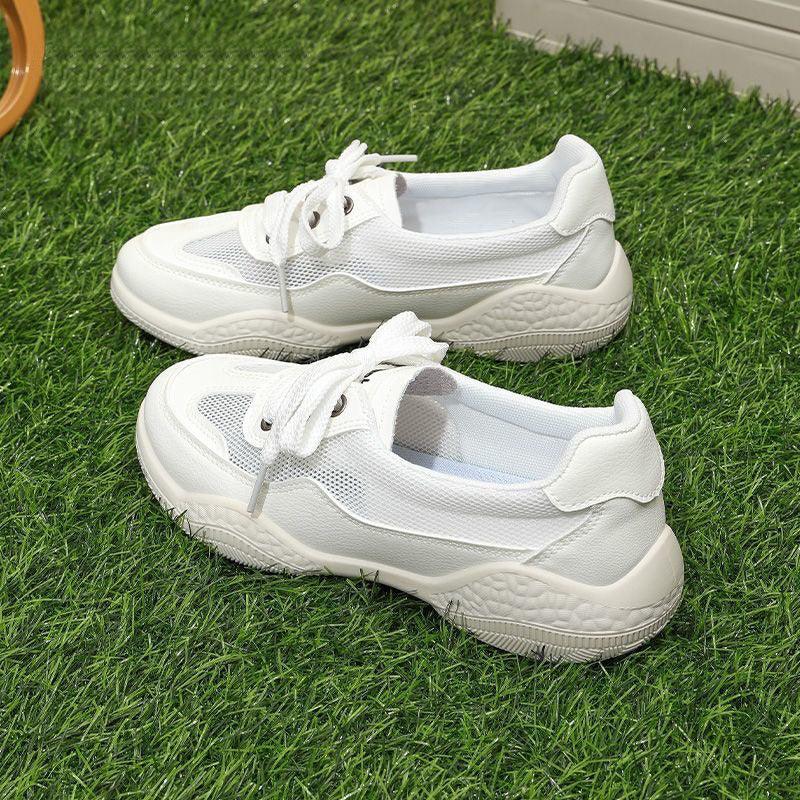 Sporty Casual Lace-Up Sneakers for Everyday Comfort and Style