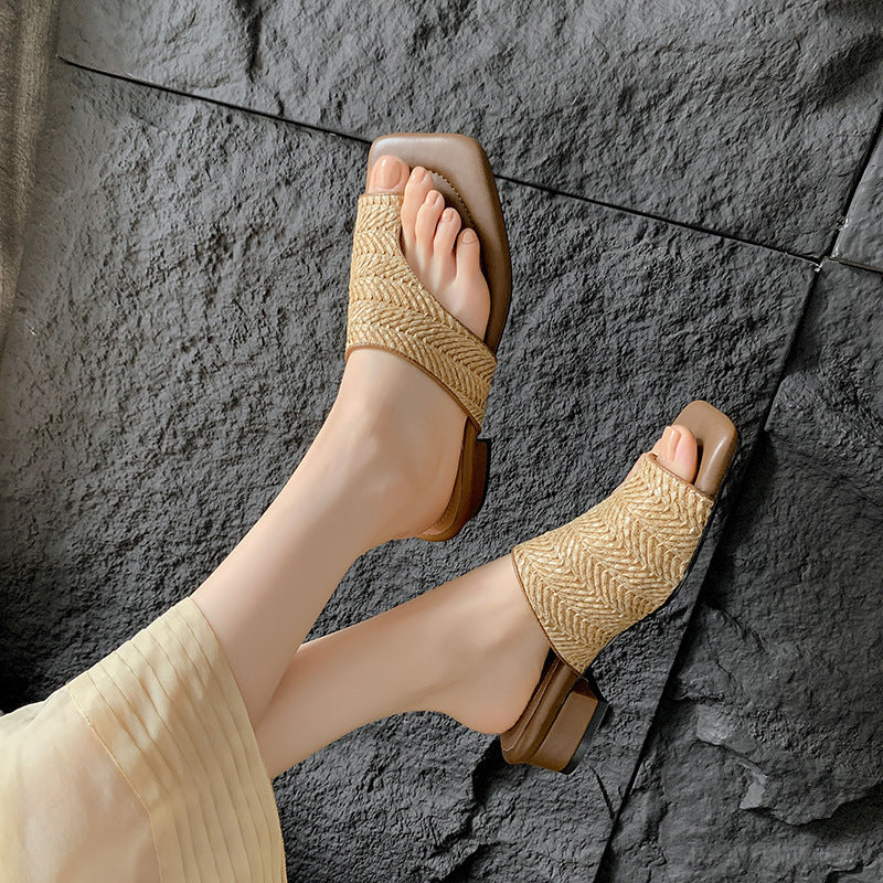 Fashionable Thick-Heeled Sandals for Bunions