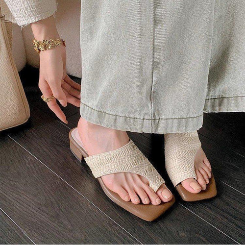 Fashionable Thick-Heeled Sandals for Bunions