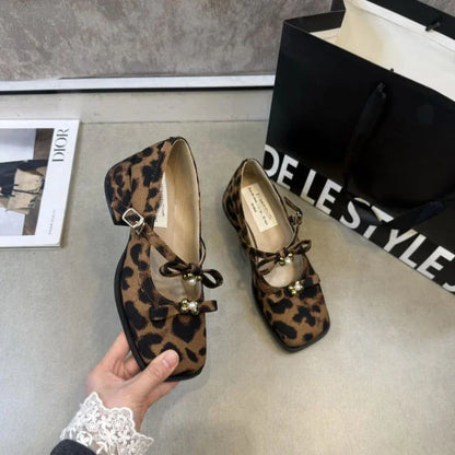 Thick-Heeled Mary Jane Dress Shoes