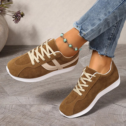 Versatile Sporty Lace Sneakers for Daily Wear