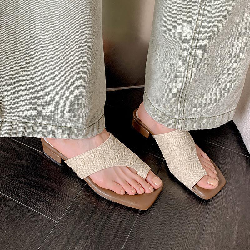 Fashionable Thick-Heeled Sandals for Bunions
