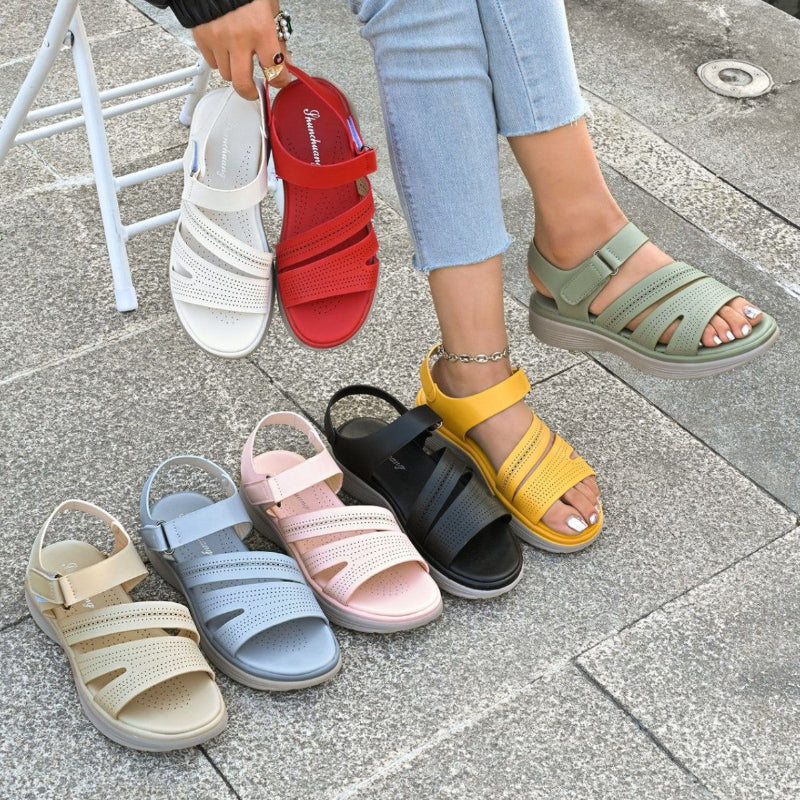 Reliable Comfort Strap Sandals with Ergonomic Footbed and Breathable Upper