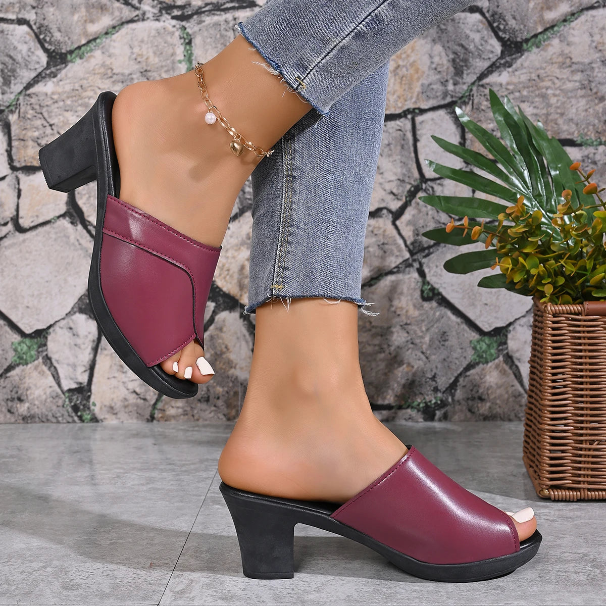 Women’s High Heeled Slippers Thick Heel 1