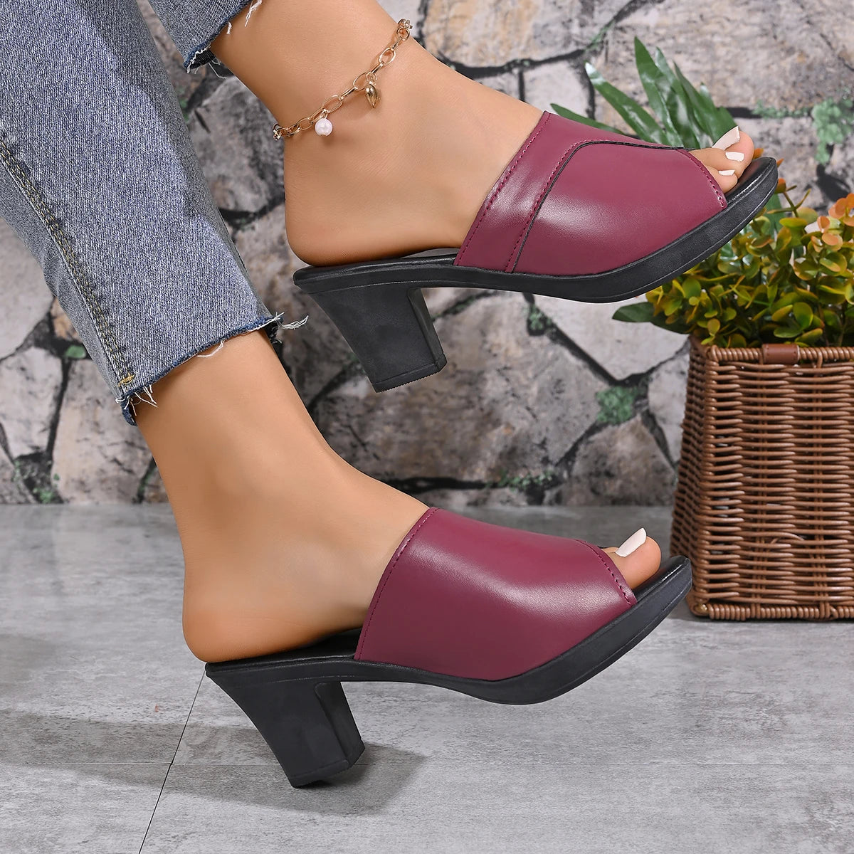 Women’s High Heeled Slippers Thick Heel 2