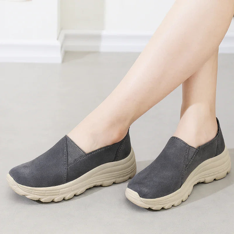 Women's Casual Chunky Sole Sneakers