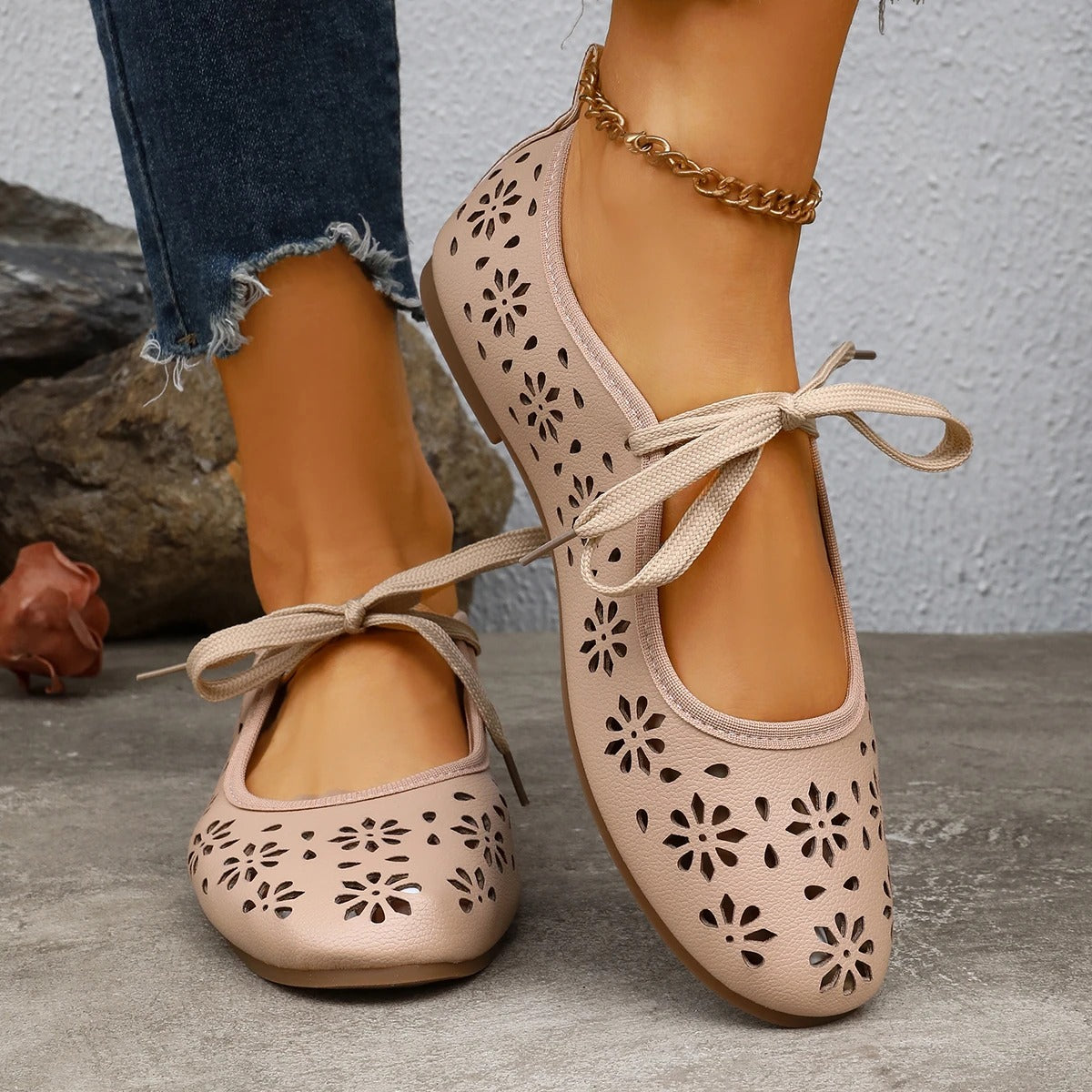 Women's Mary Jane Flats with Cross-Tie Detail