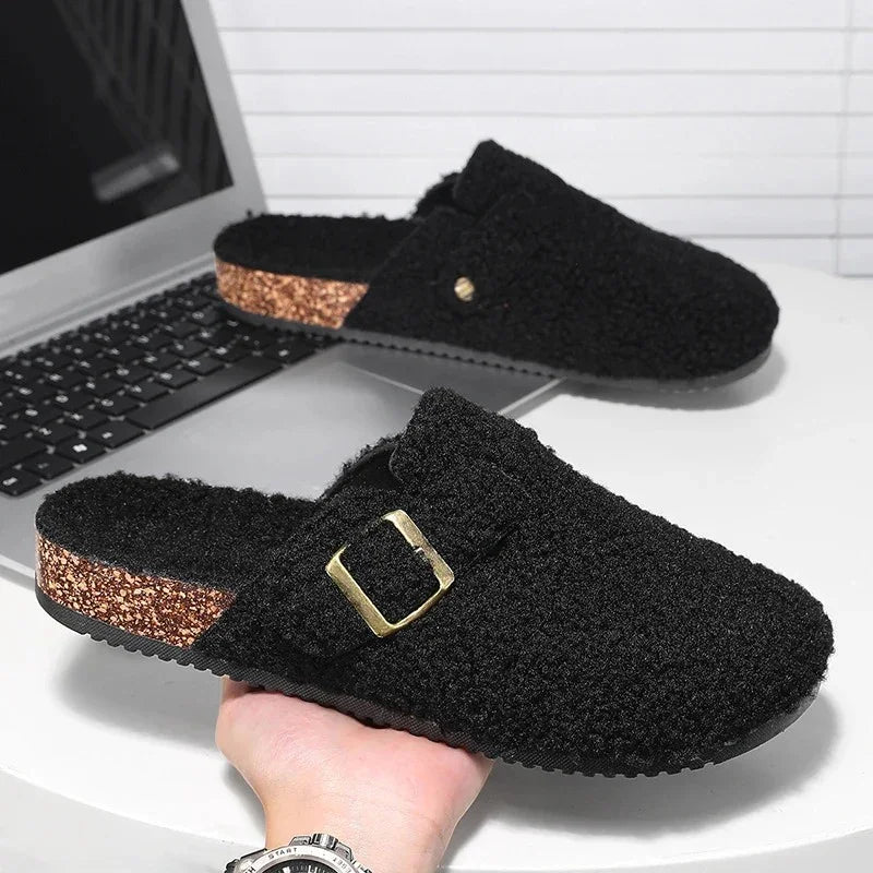 Fashionable Fleece-Lined Slippers
