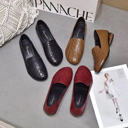 Women’s Low Heel Embroidered Mary Jane Shoes