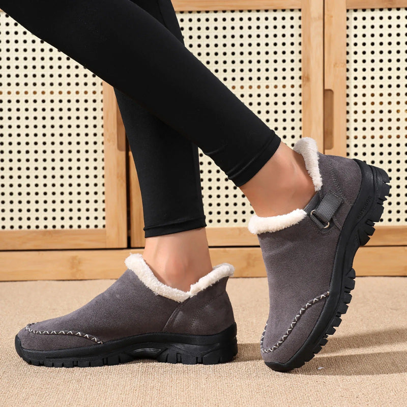 Cozy  Slip-On Sneakers with Plush Fur-Lining
