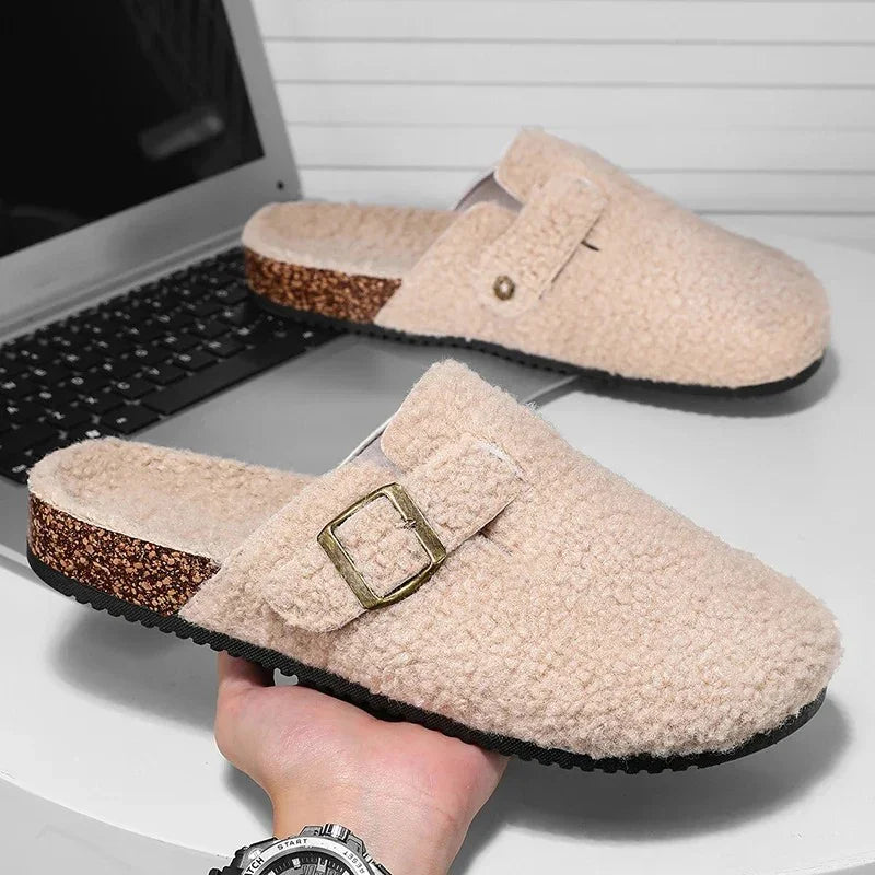 Fashionable Fleece-Lined Slippers