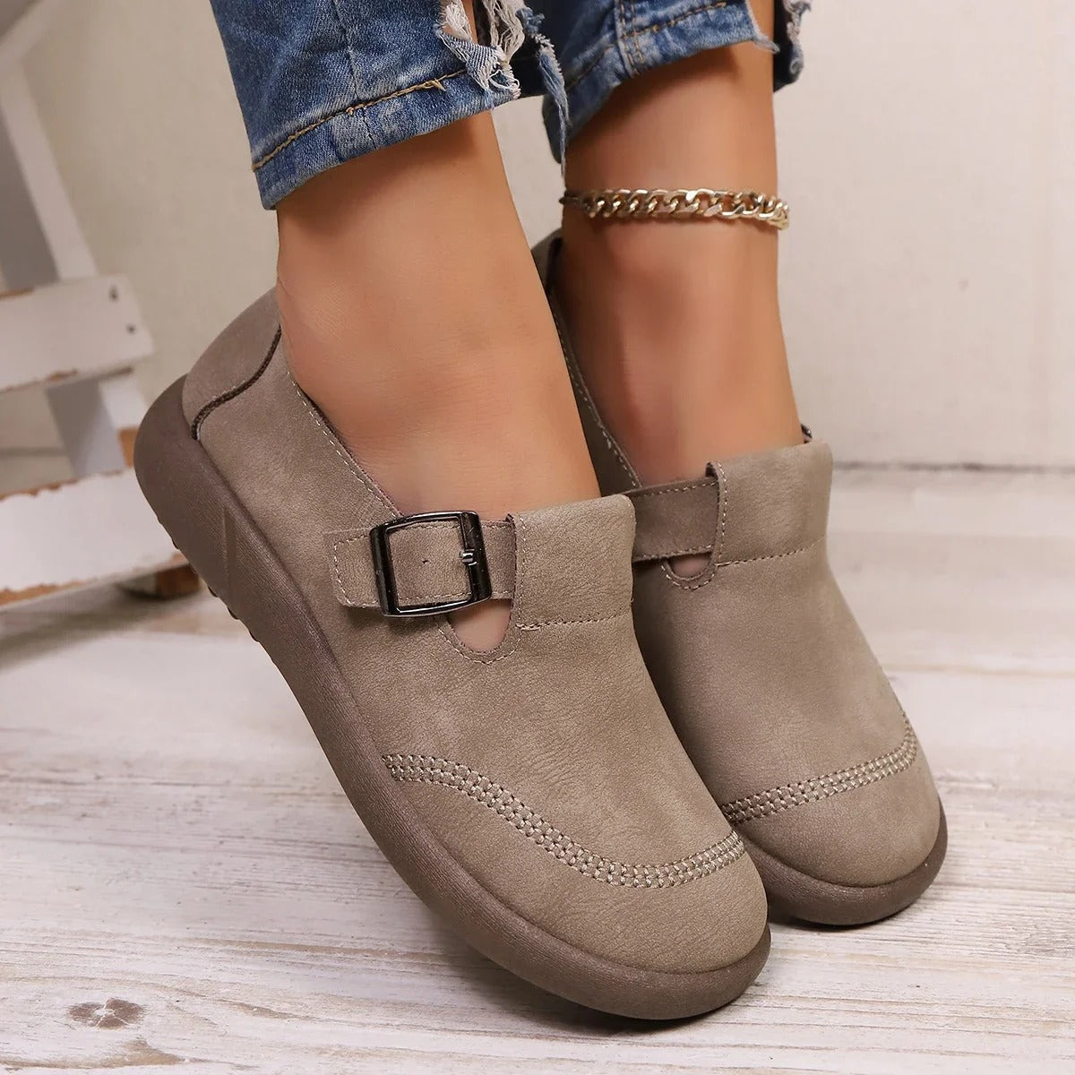 Women’s Casual Slip-On Buckle Shoes