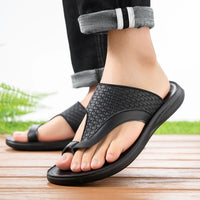 Black -textured style