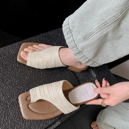 Fashionable Thick-Heeled Sandals for Bunions