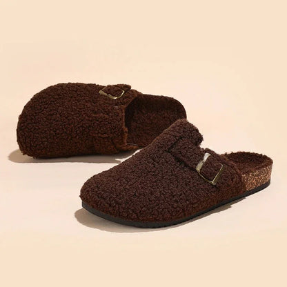 Fashionable Fleece-Lined Slippers