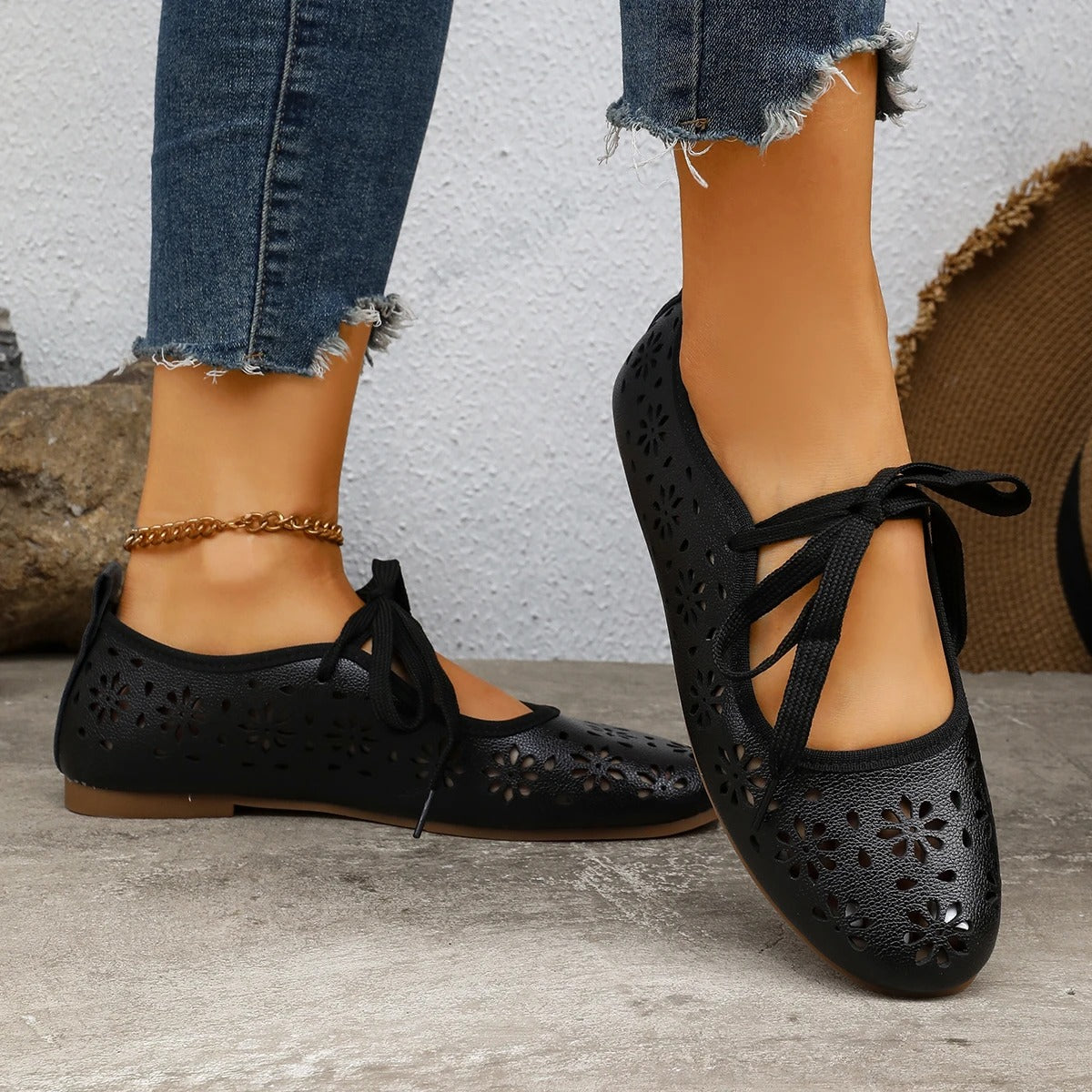 Women's Mary Jane Flats with Cross-Tie Detail