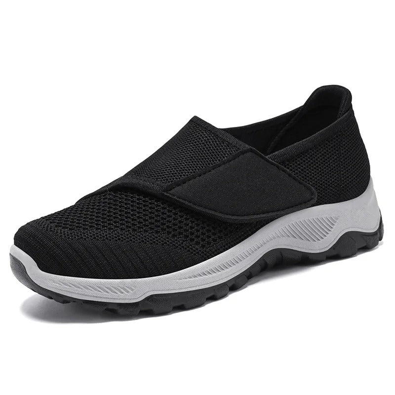 Wide-Fit Breathable Sneakers for Everyday Use