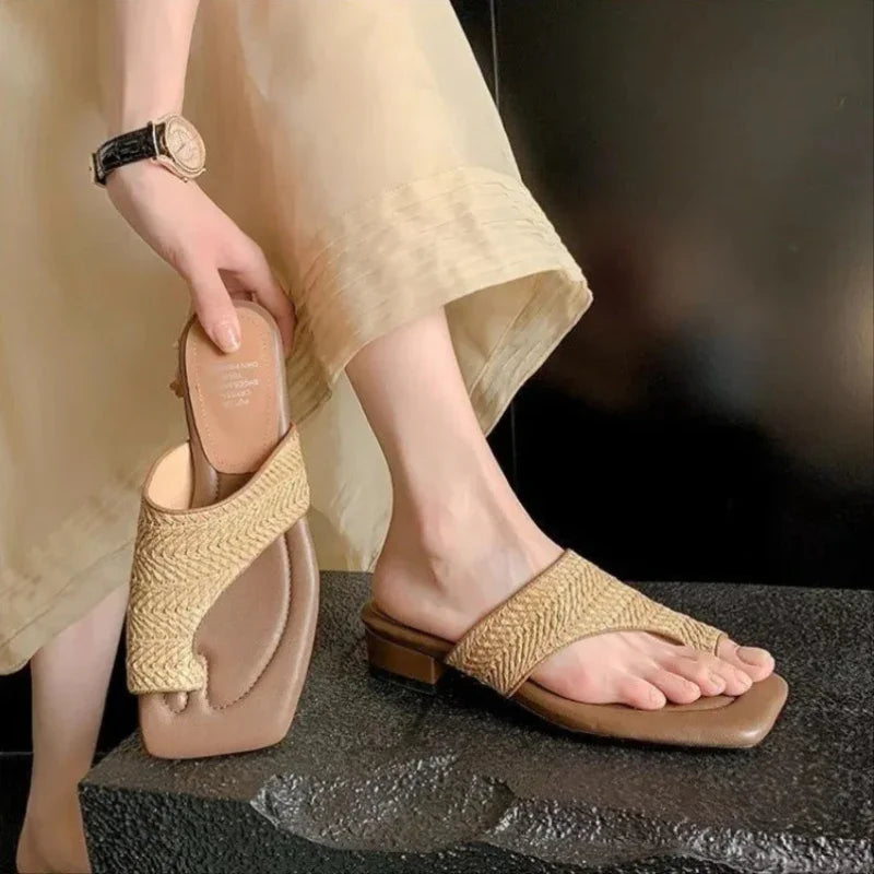 Fashionable Thick-Heeled Sandals for Bunions