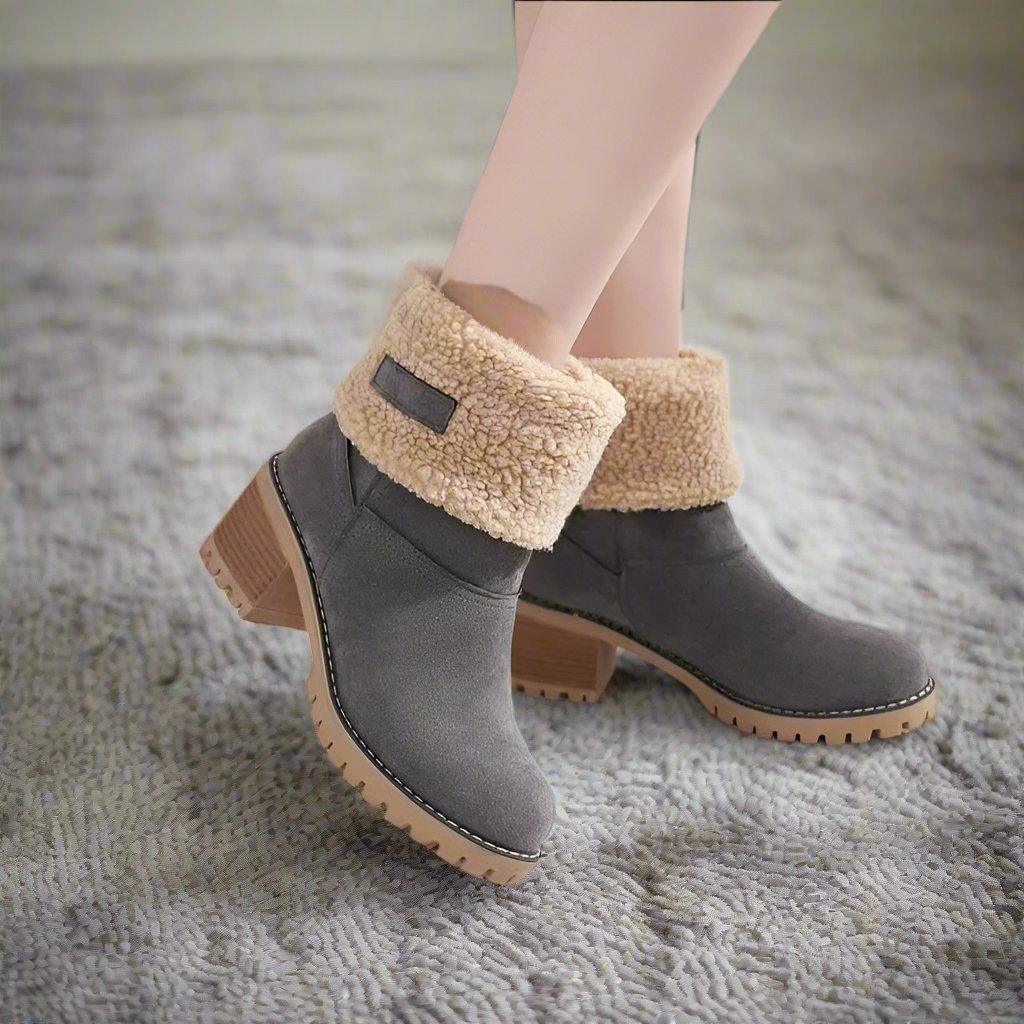 Women&#39;s Winter Boots with Fur for Warm Toes - ComfyFootgear